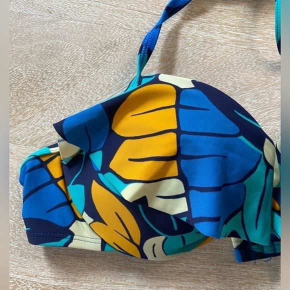 Aerie Padded Lightly Lined Supportive Retro Inspired Ruffle Blue Orange Swim Top - Picture 2 of 10